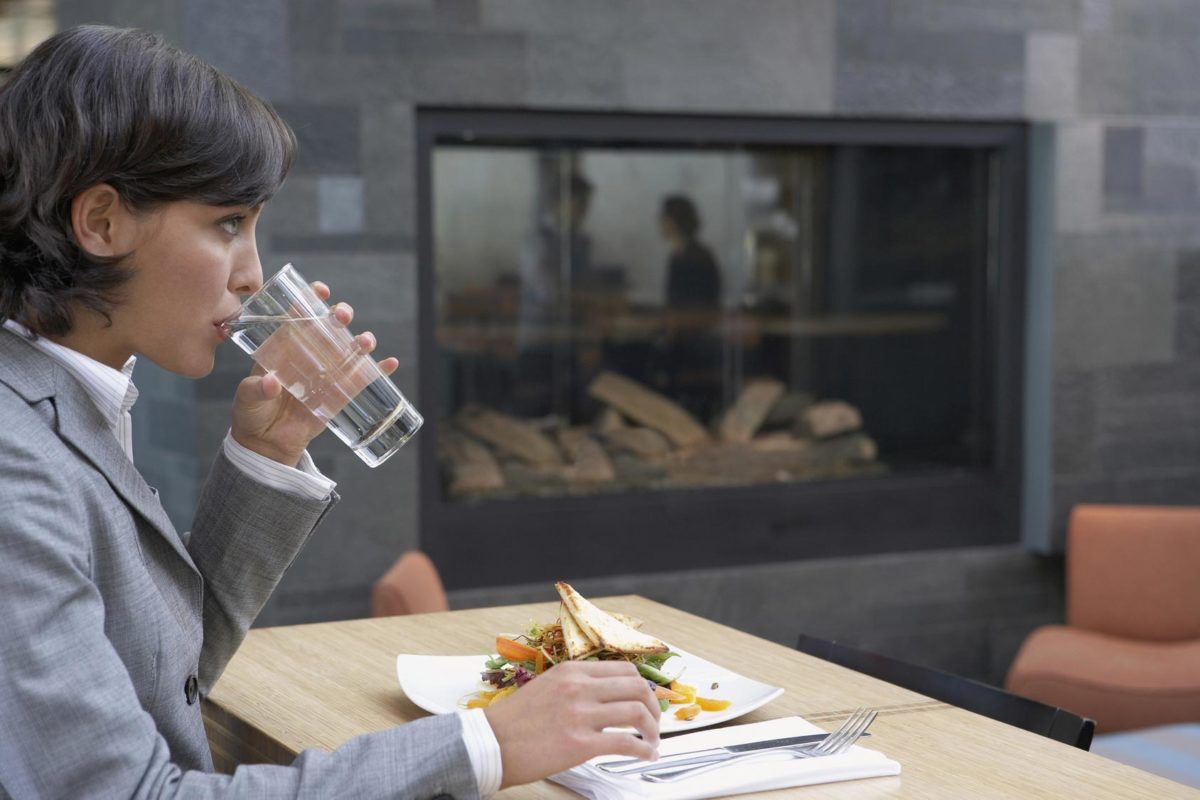 Как контролировать переедание