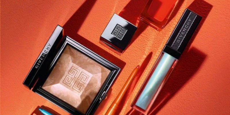 Шокирующая коллекция макияжа Givenchy Solar Pulse Makeup Collection Summer 2019