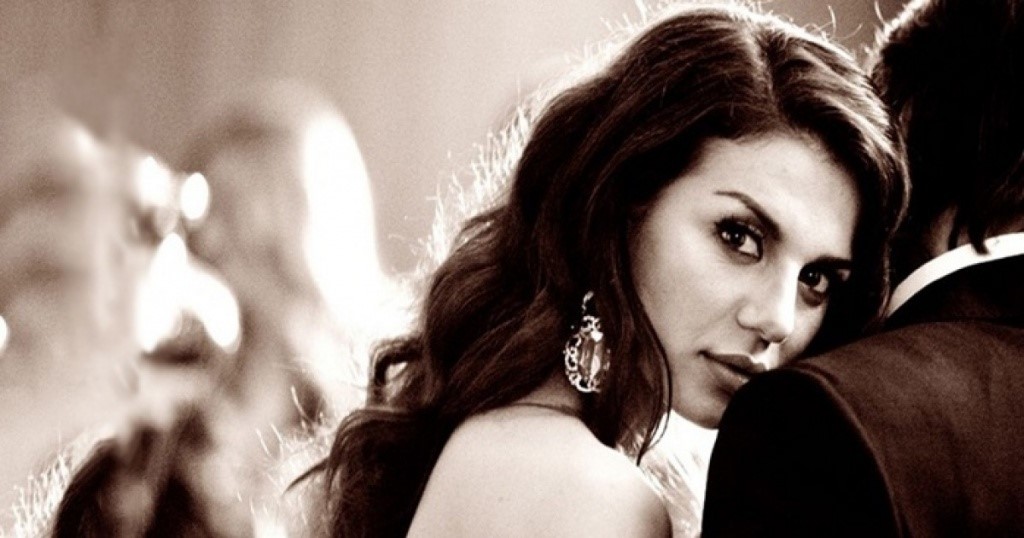 В чем плюсы и минусы отношений со взрослым мужчиной