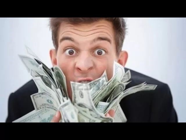 Жадный мужчина: перевоспитать или оставить?